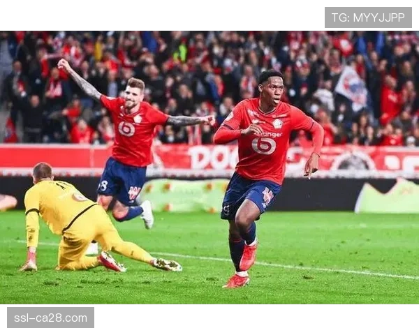 斯特拉斯堡1-1战平里尔，后者基本退出欧冠资格争夺